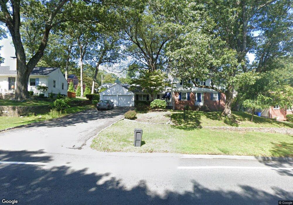 25 Dean Pkwy, Cranston, RI 02920 - photo 1