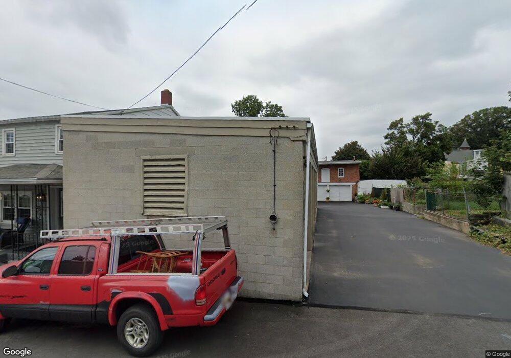 527 Hill St, Columbia, PA 17512 - photo 1