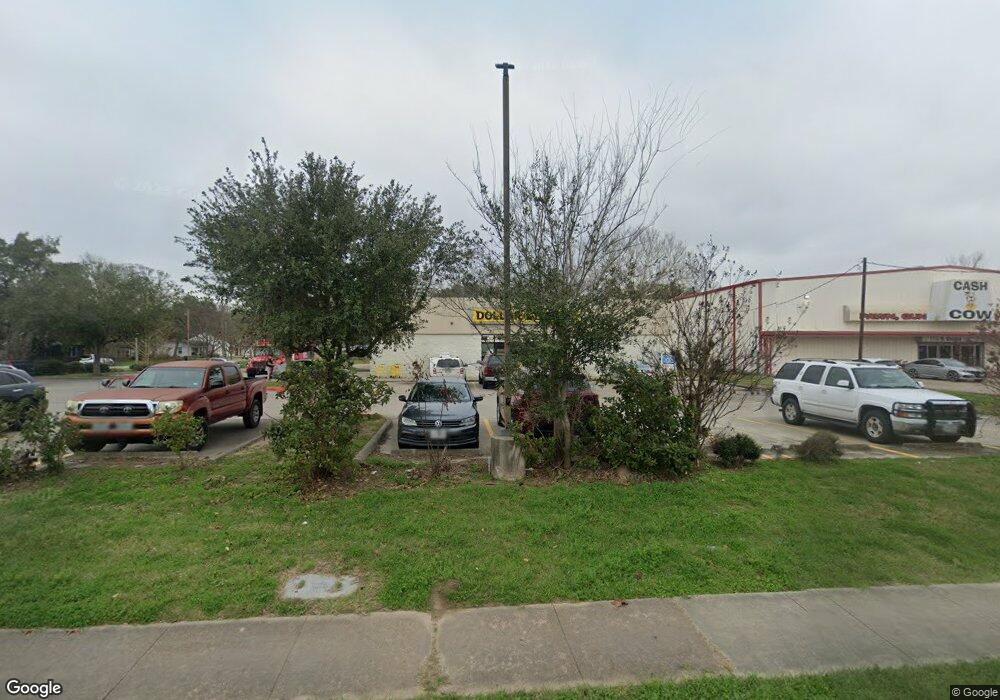 1109 S Gordon St, Alvin, TX 77511 - photo 1