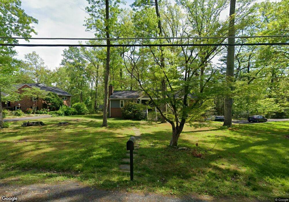 8827 Southwick St, Fairfax, VA 22031 - photo 1