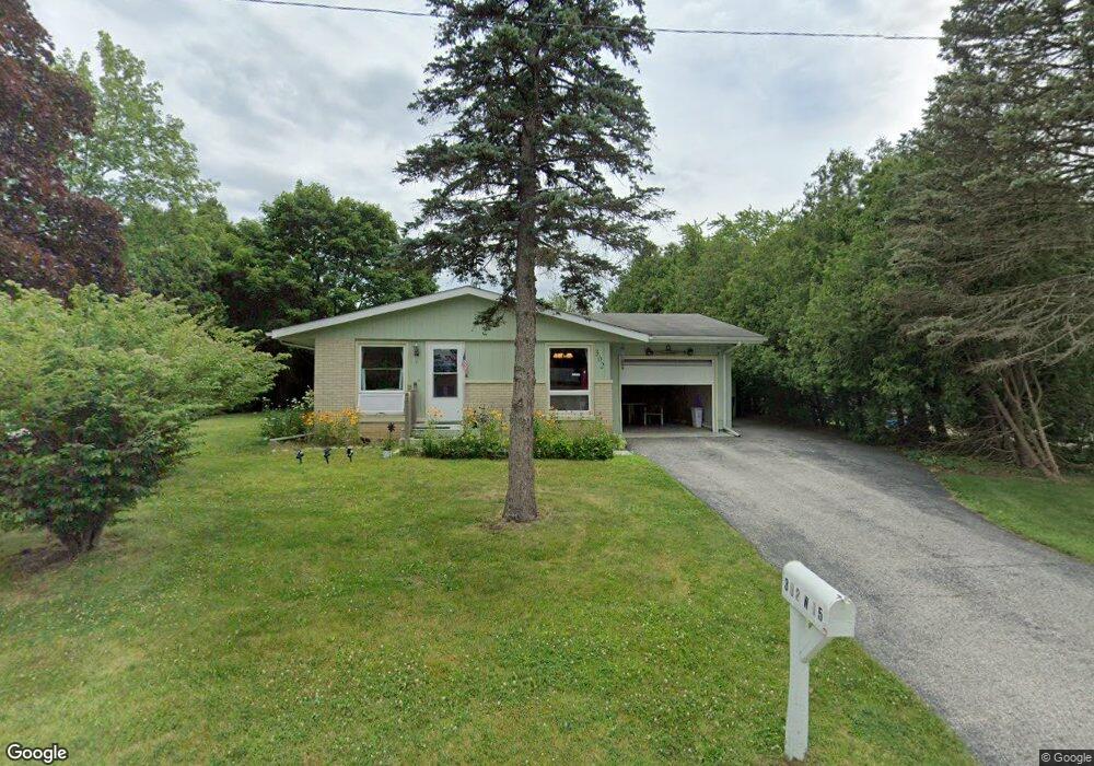 302 W 15th St, La Porte, IN 46350 - photo 1