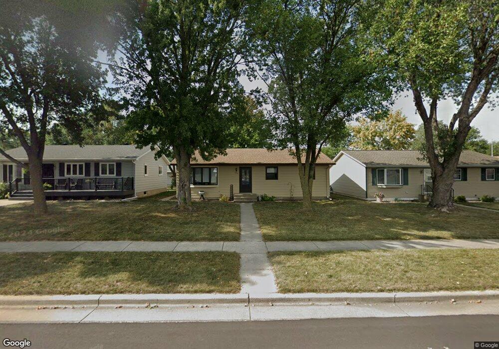 1319 N Franklin St, New Ulm, MN 56073 - photo 1