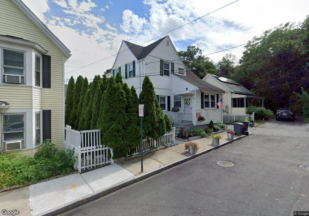 22 Porter St, Woburn, MA 01801 - photo 1