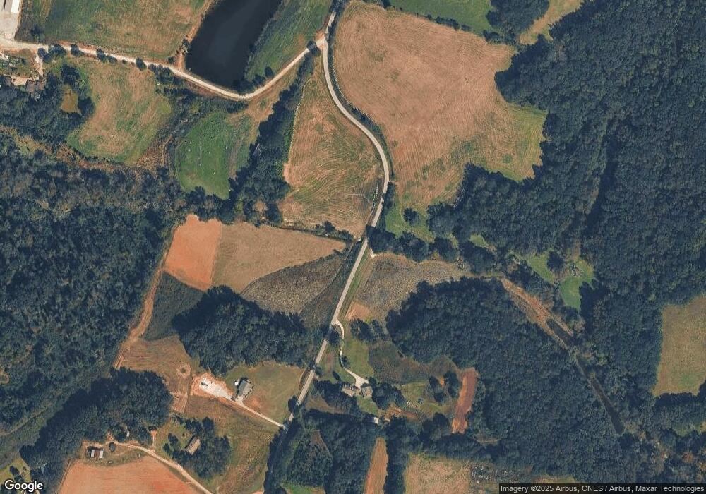 1104 Moore Rd, Hartwell, GA 30643 - photo 1