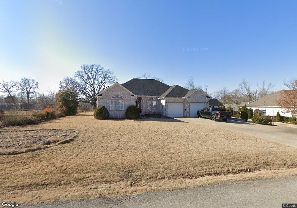 811 NW C St, Bentonville, AR 72712 - photo 1