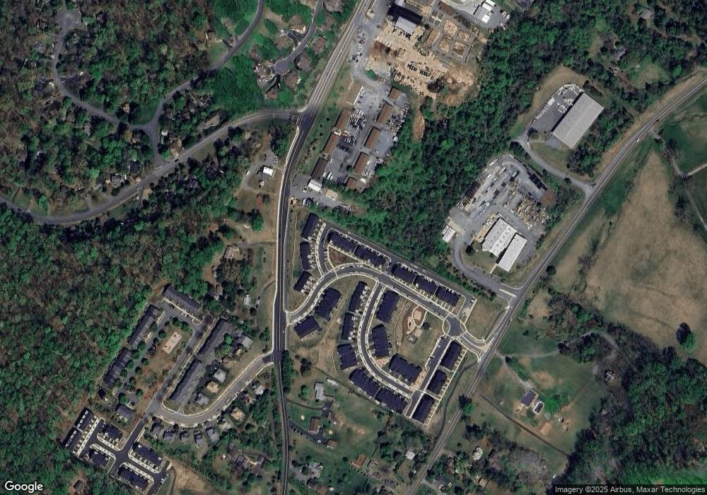 4172 Dauphin Dr, Charlottesville, VA 22902 - photo 1