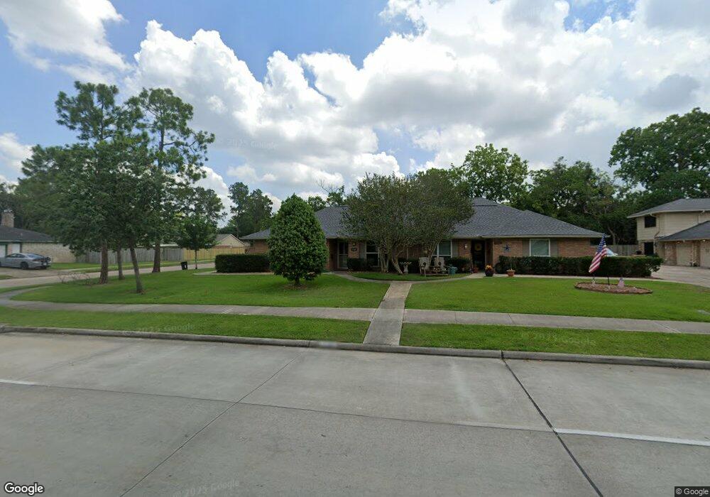 17105 Blackhawk Blvd, Friendswood, TX 77546 - photo 1