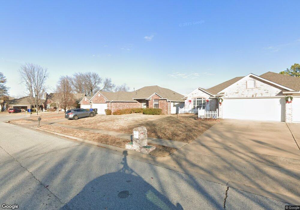 1613 S Gum West Ave, Broken Arrow, OK 74012 - photo 1