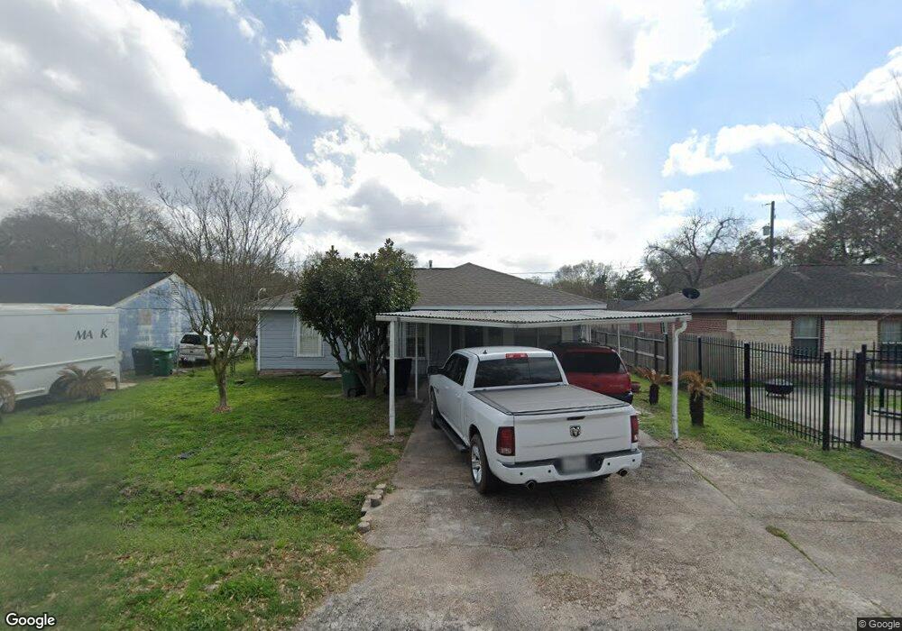 32 Trenwood Ln, Houston, TX 77022 - photo 1