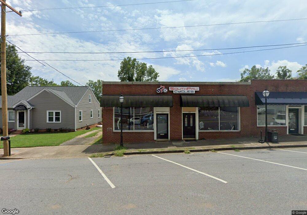 164-166 E Main St unit start that business, Pendleton, SC 29670 - photo 1