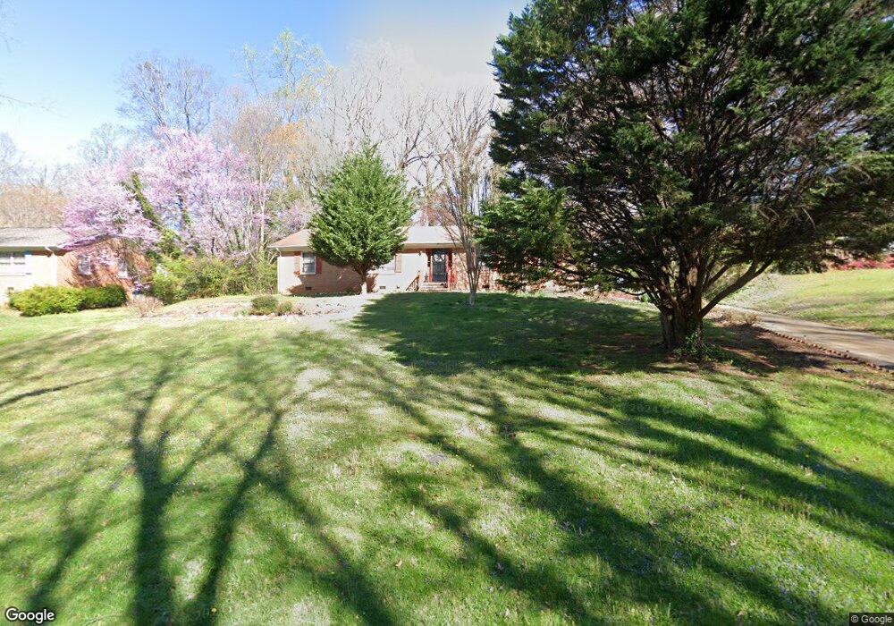 812 Cliftwood Dr, Siler City, NC 27344 - photo 1