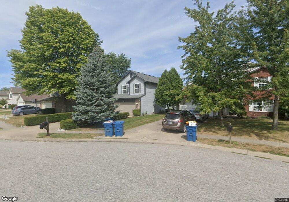 9668 Aberdeen Ct, Fishers, IN 46038 - photo 1