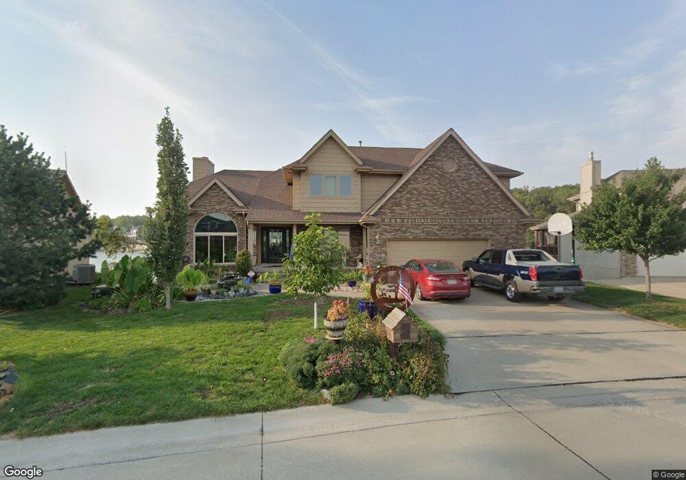 7918 Maui Cir, Papillion, NE 68046 - photo 1