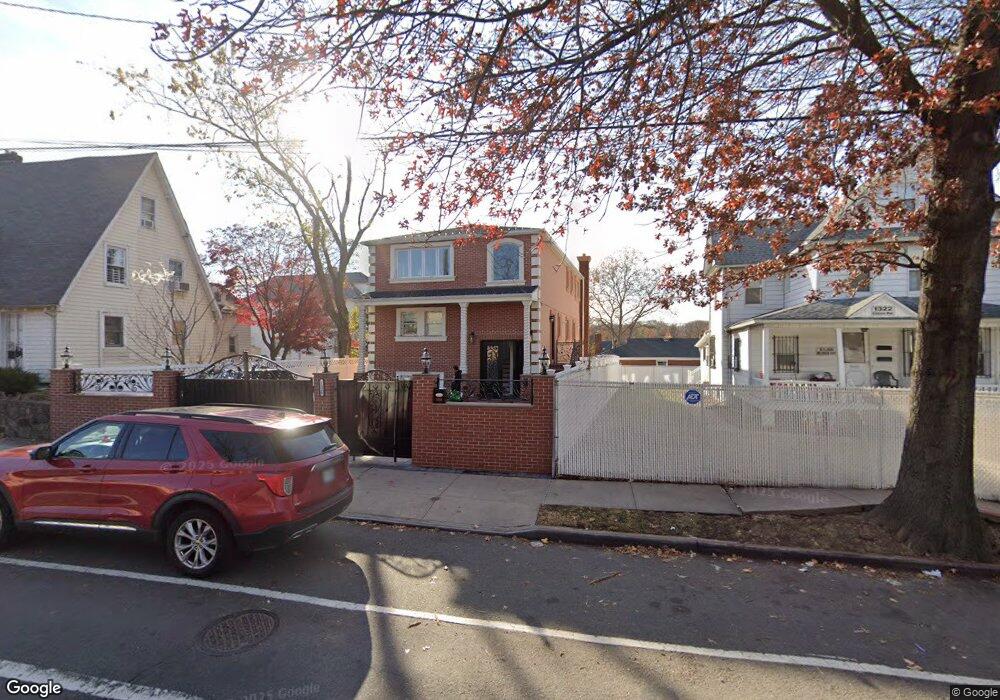 1326 Clove Rd, Staten Island, NY 10301 - photo 1
