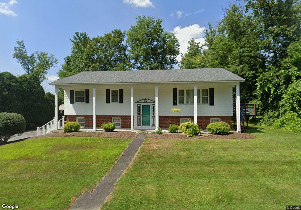 39 Giorgetti Blvd, Rutland, VT 05701 - photo 1