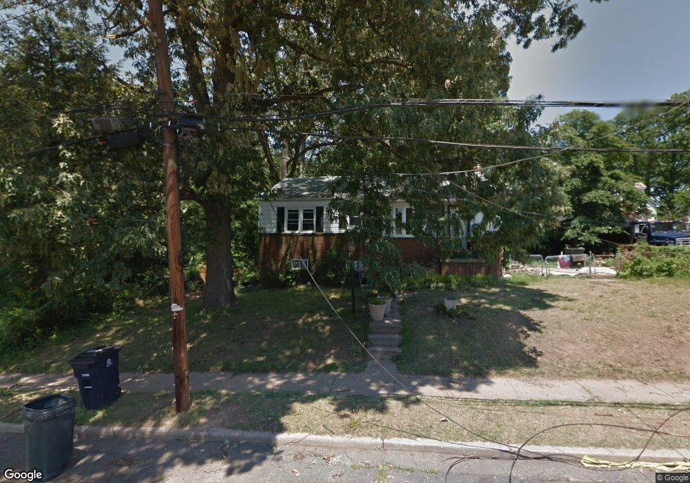 6014 Quintana St, Riverdale, MD 20737 - photo 1