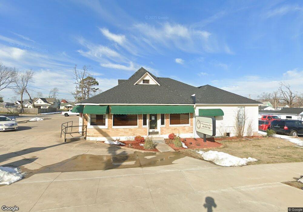 402 N 2nd St, Rogers, AR 72756 - photo 1