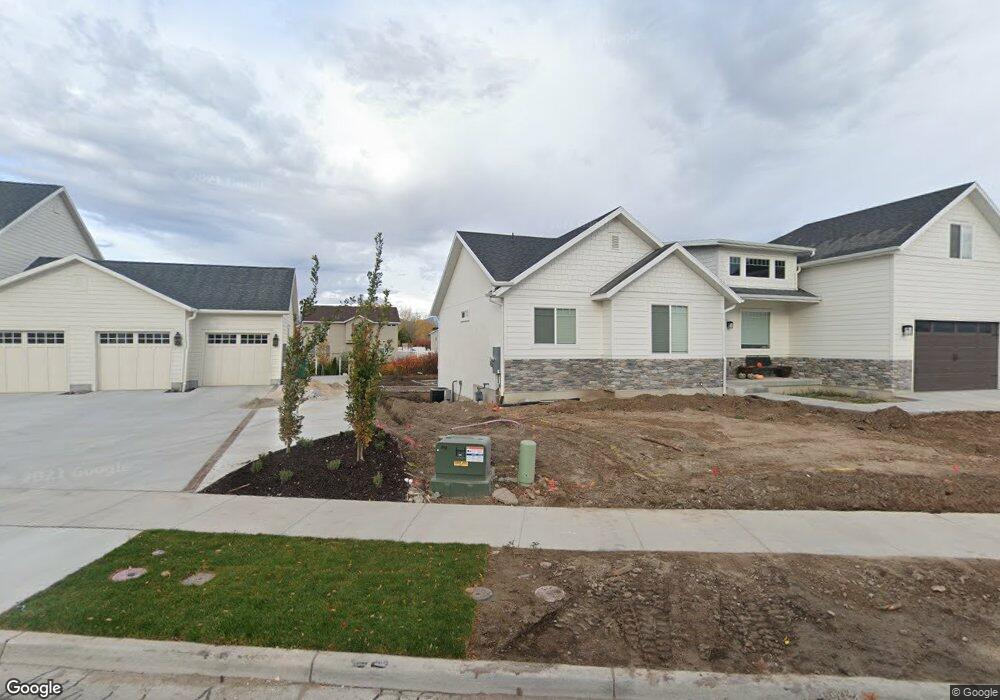 1756 S Bridle Path Loop, Lehi, UT 84043 - photo 1