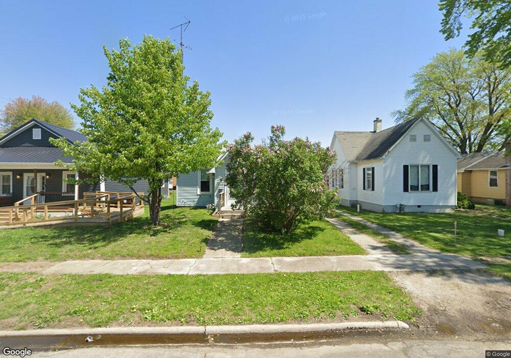 604 Clinton St, Lincoln, IL 62656 - photo 1