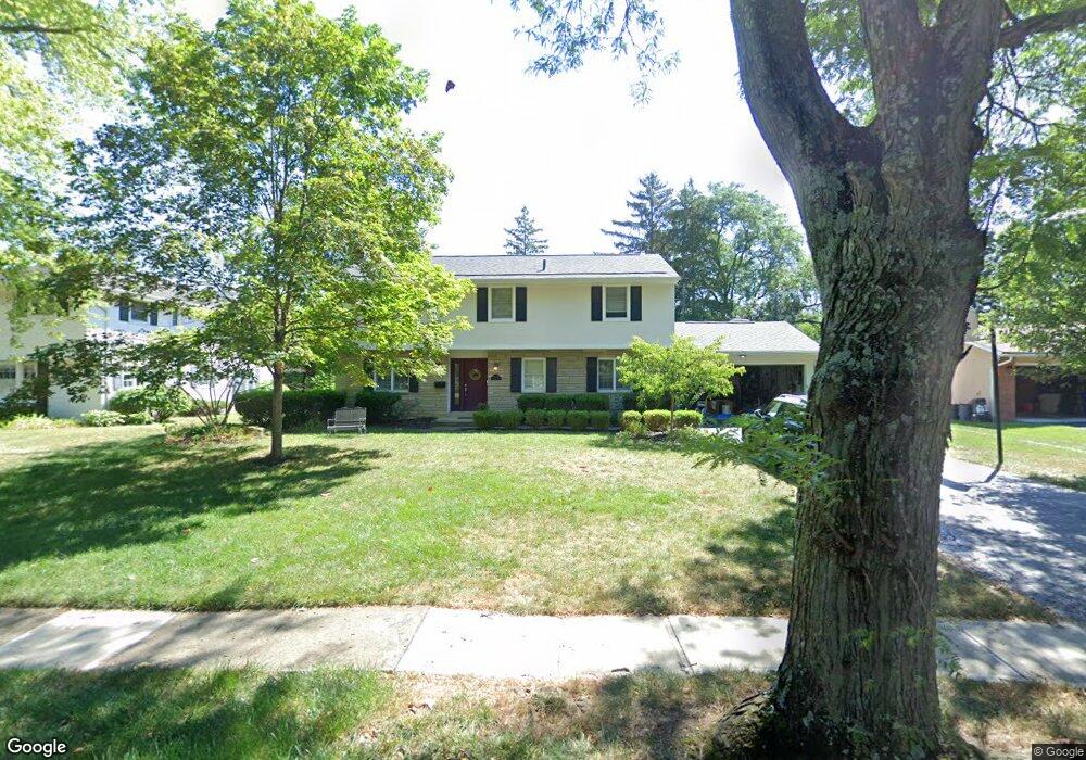 2846 Halstead Rd, Columbus, OH 43221 - photo 1