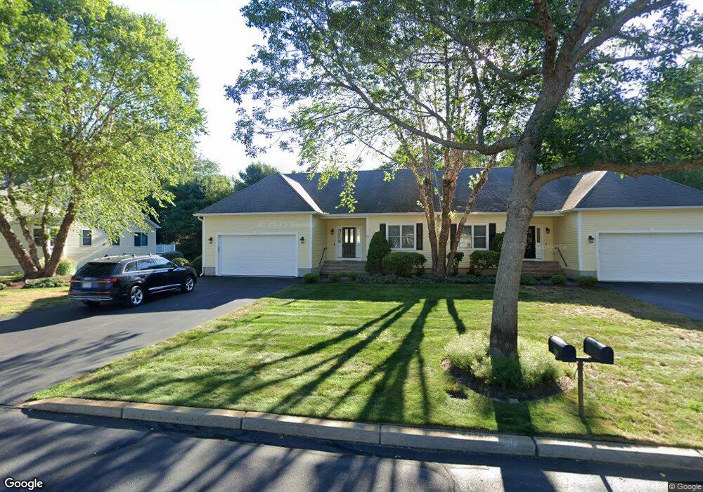 60 Crickett Cir unit 60, East Greenwich, RI 02818 - photo 1