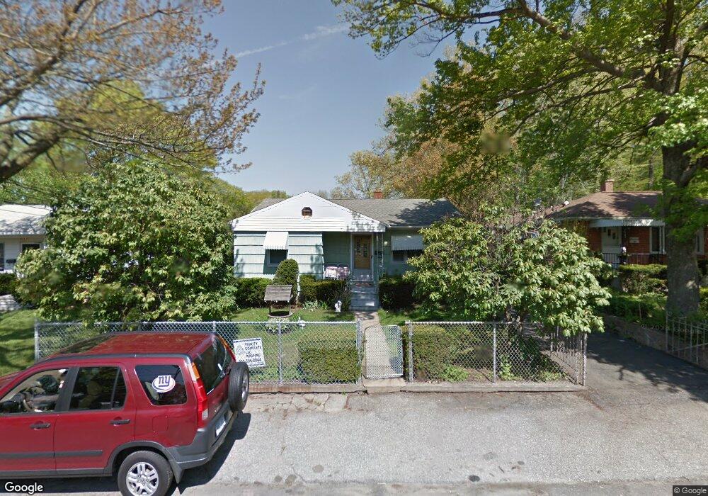 21 Courtland Ave, Waterbury, CT 06705 - photo 1