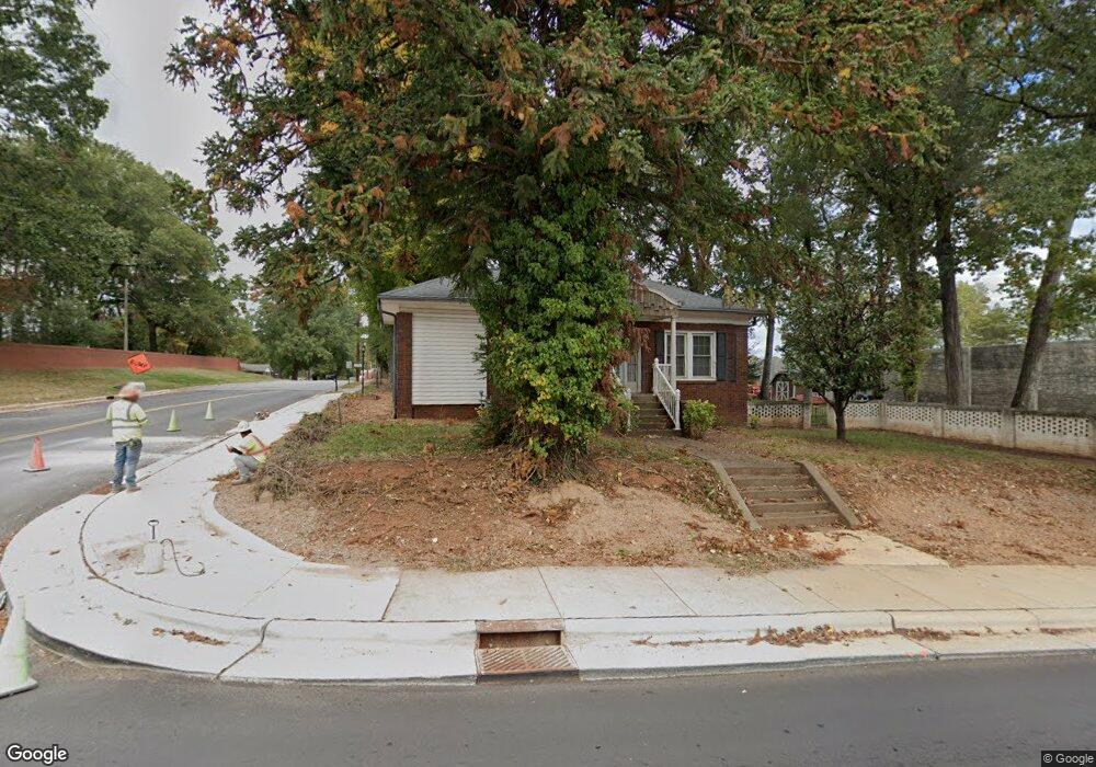 1325 E Broad St, Statesville, NC 28677 - photo 1