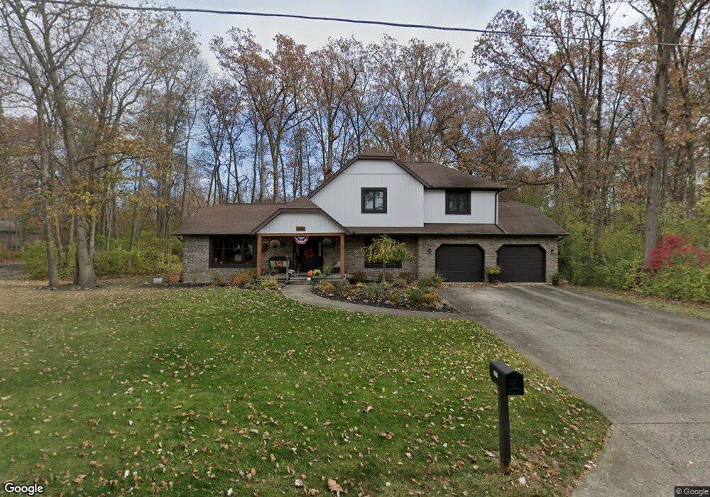 2685 Struthmore Dr, Lima, OH 45806 - photo 1