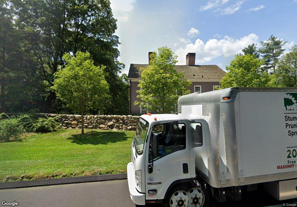 1328 Smith Ridge Rd, New Canaan, CT 06840 - photo 1