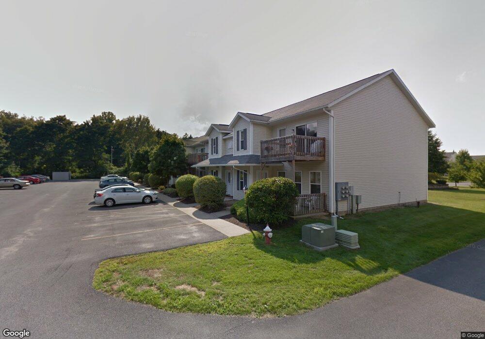 1806 Cambridge Manor Dr unit 1806, Schenectady, NY 12302 - photo 1