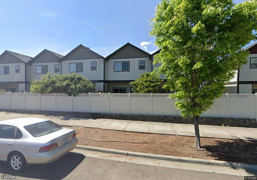 267 Tyler Ave, Central Point, OR 97502 - photo 1