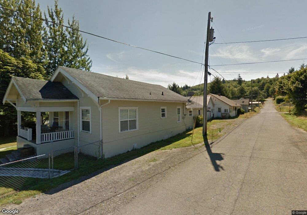 2101 Henkle St, Raymond, WA 98577 - photo 1