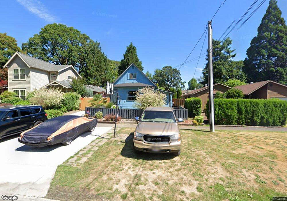 2113 15th Ave, Forest Grove, OR 97116 - photo 1