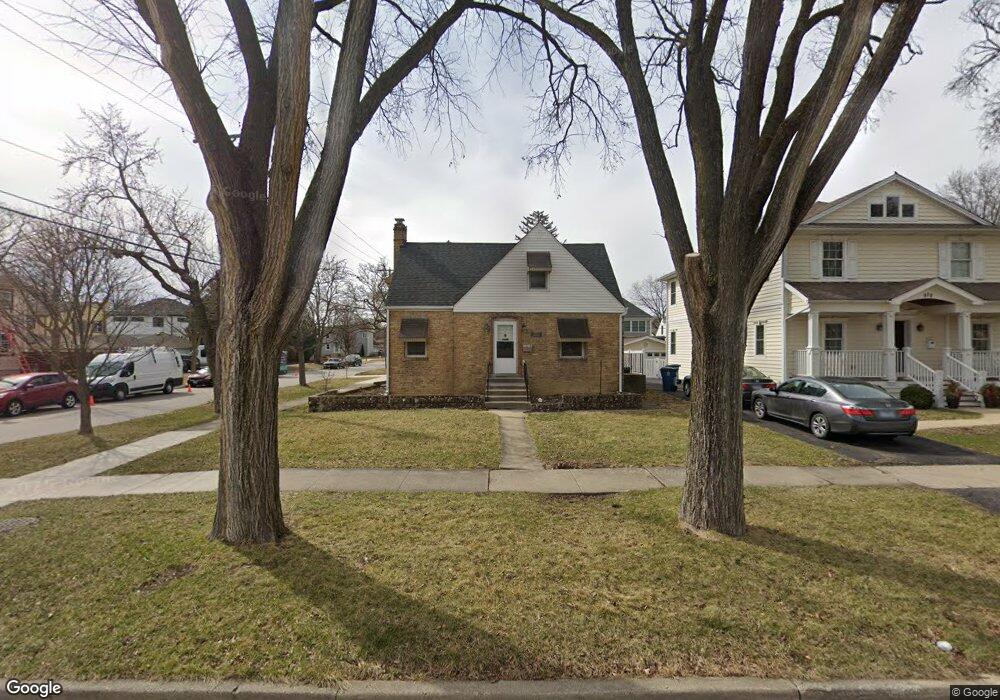 932 S Spring Rd, Elmhurst, IL 60126 - photo 1