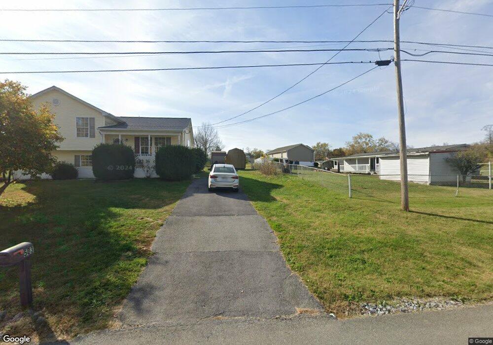 521 N Forrest St, Ranson, WV 25438 - photo 1