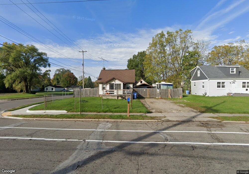 4632 Pleasant Grove Rd, Lansing, MI 48910 - photo 1