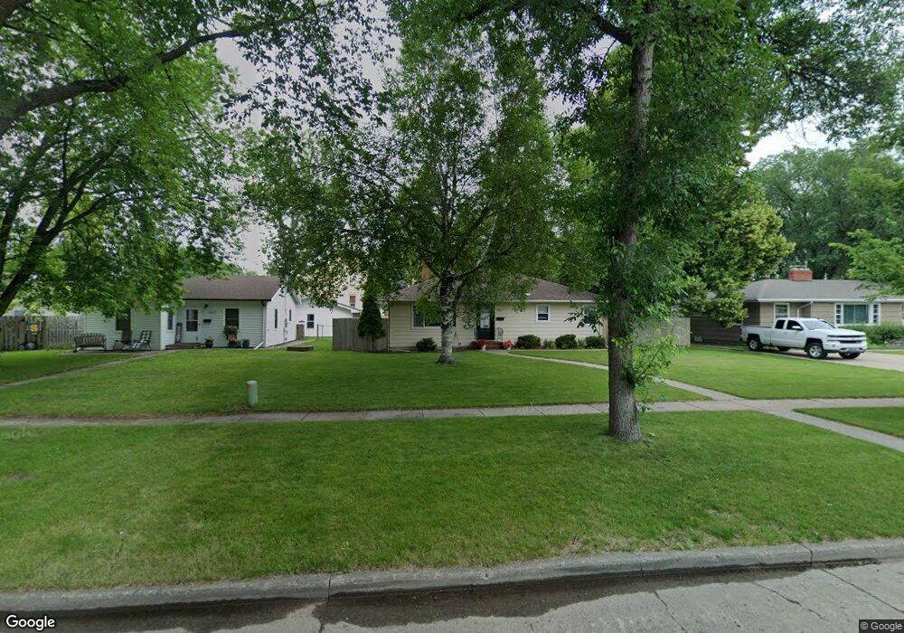 1111 Oak St N, Fargo, ND 58102 - photo 1