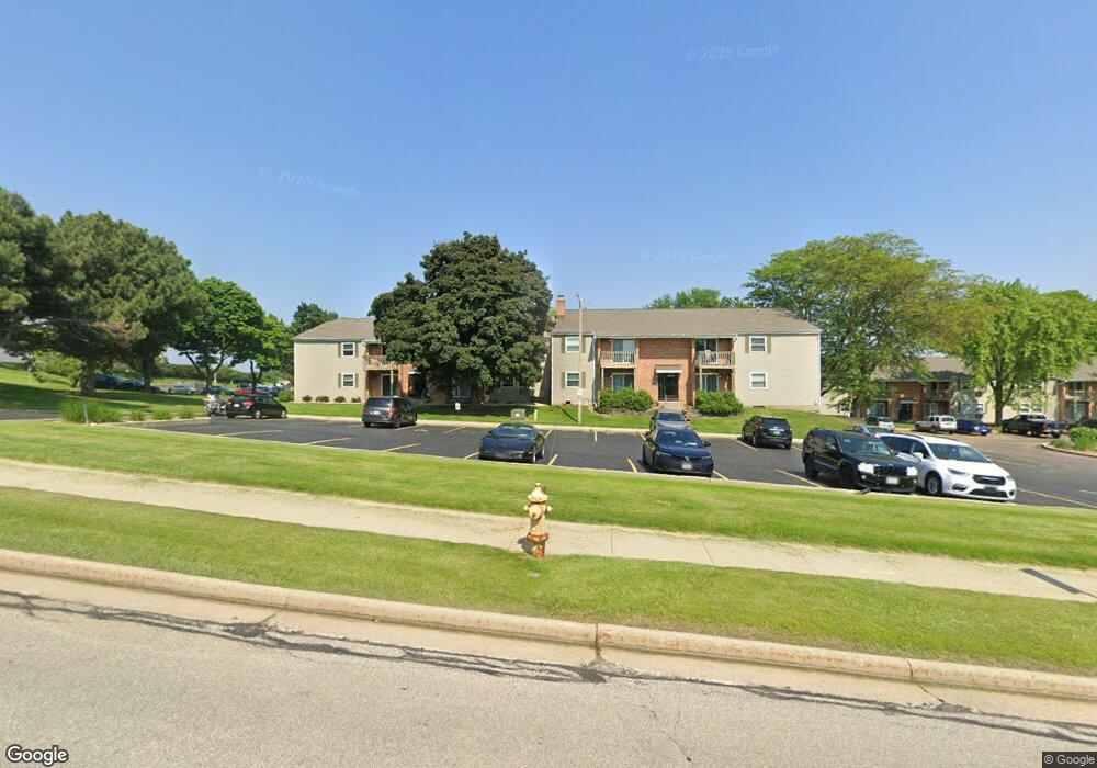 2415 Springdale Rd, Waukesha, WI 53186 - photo 1