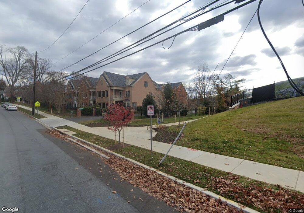 8515 Gavin Manor Ct unit 7, Chevy Chase, MD 20815 - photo 1