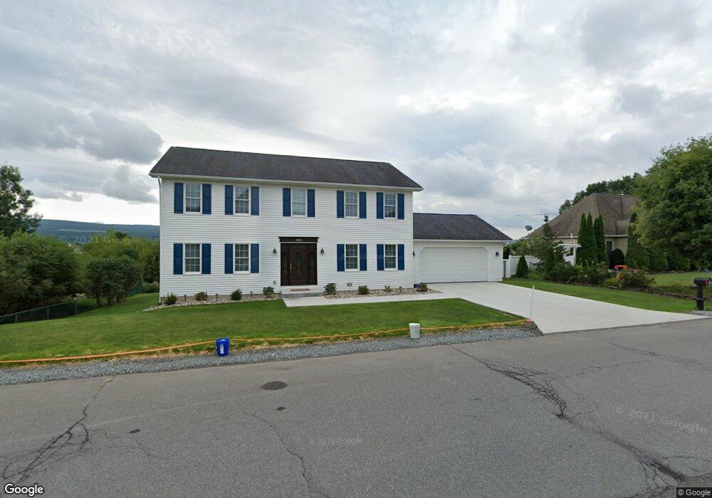 305 Columbus Dr, Archbald, PA 18403 - photo 1