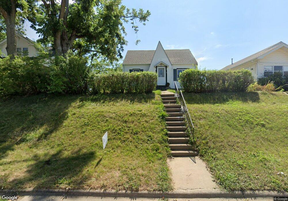 1311 19th Ave SW, Cedar Rapids, IA 52404 - photo 1