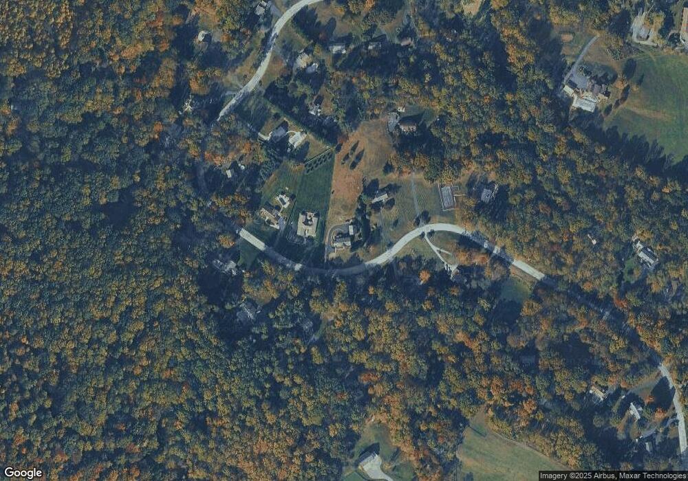 876 Scholl Rd, Pottstown, PA 19465 - photo 1