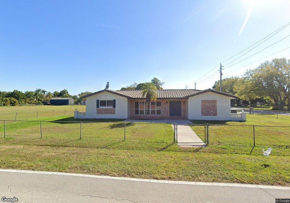 1950 SW 139th Ave, Davie, FL 33325 - photo 1