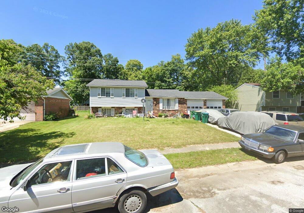 524 Brentwood Dr W, Plainfield, IN 46168 - photo 1