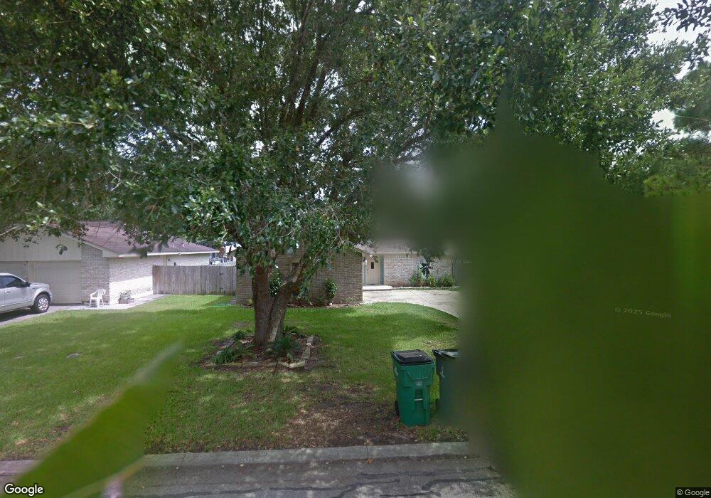 383 Windsor Square, Alvin, TX 77511 - photo 1