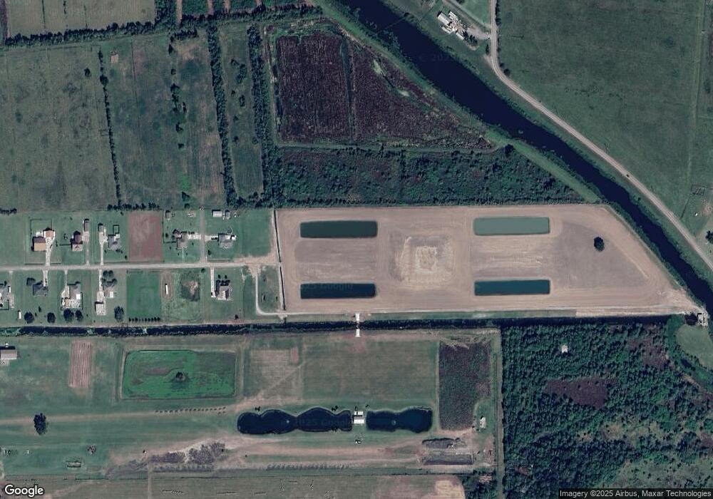 207 Crest Rd, Raceland, LA 70394 - photo 1