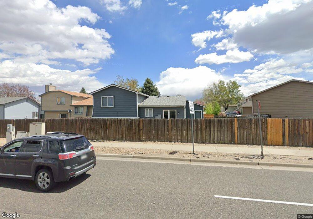 19362 E Purdue Cir, Aurora, CO 80013 - photo 1