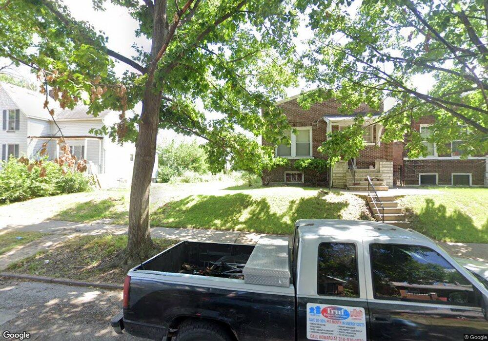 4878 Margaretta Ave, Saint Louis, MO 63115 - photo 1