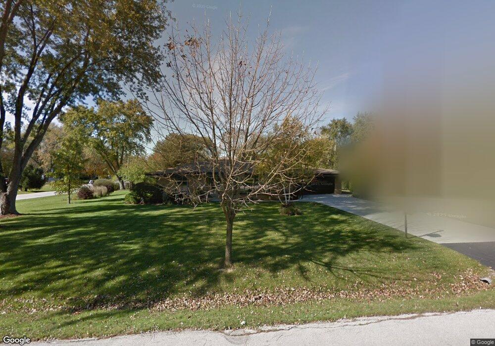 1805 Fairhaven Blvd, Elm Grove, WI 53122 - photo 1