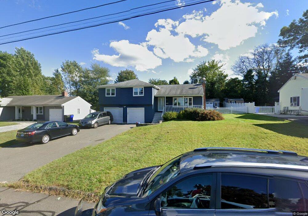 211 Dale Rd, Wethersfield, CT 06109 - photo 1